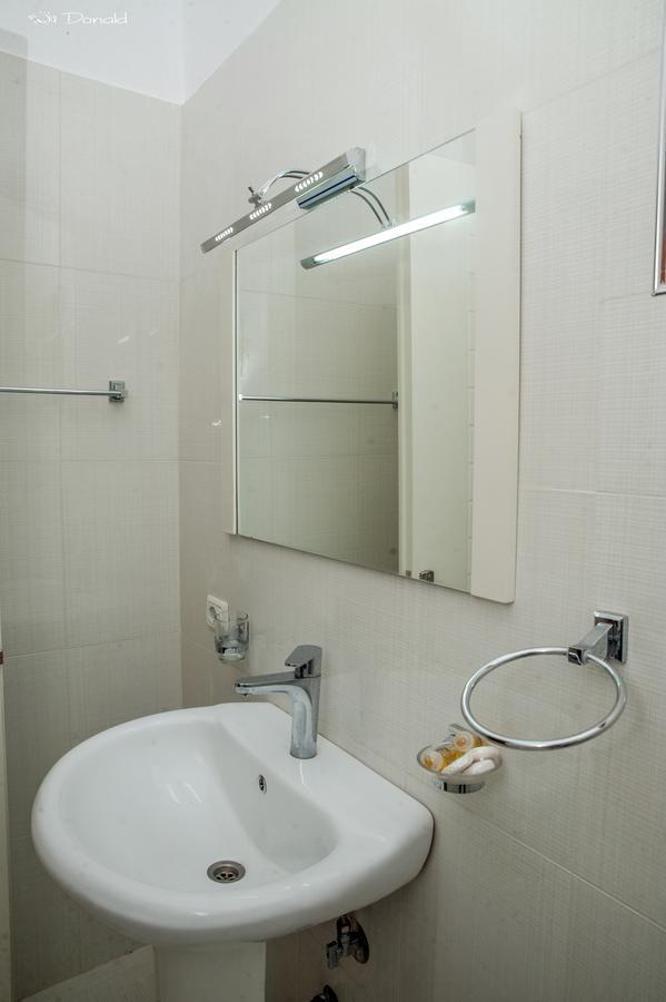 Hotel Edea Korce Luaran gambar