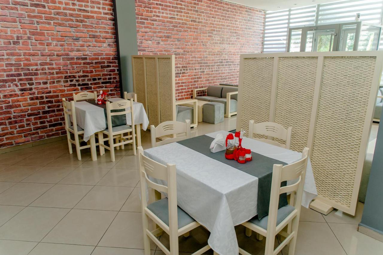 Hotel Edea Korce Luaran gambar
